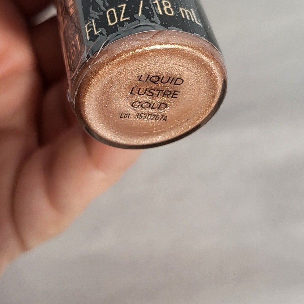 Makeup Revolution Retro Luxe‎ Matte Lip Kit & More Bundle NEW - Picture 11 of 11